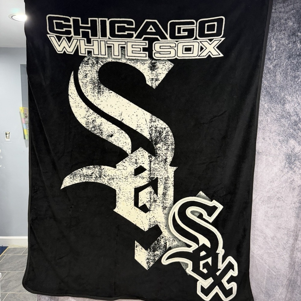 Genuine Merchandise Chicago White Sox MLB Throw Blanket Black White Ball Park